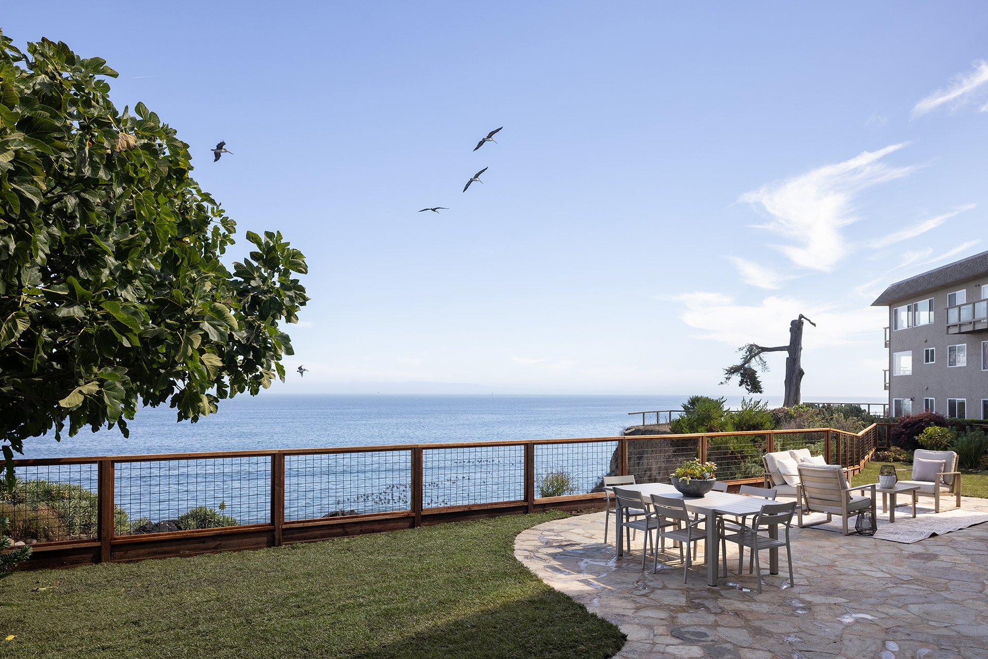 Capitola Oceanfront Retreat 