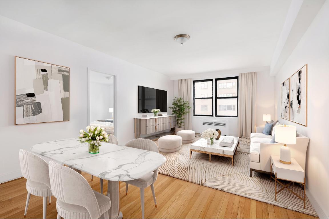60 E 9th S t#610