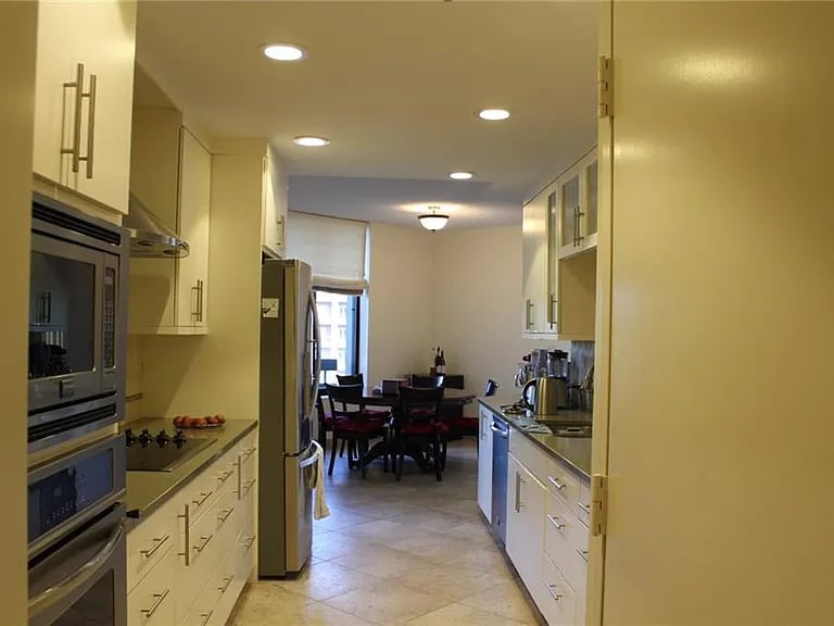 2660 Peachtree Rd NW #33B