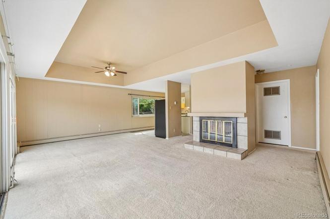 Lake Woodmoor Investor Special – Rare 1-Bed Lakeside Townhome with Huge Upside