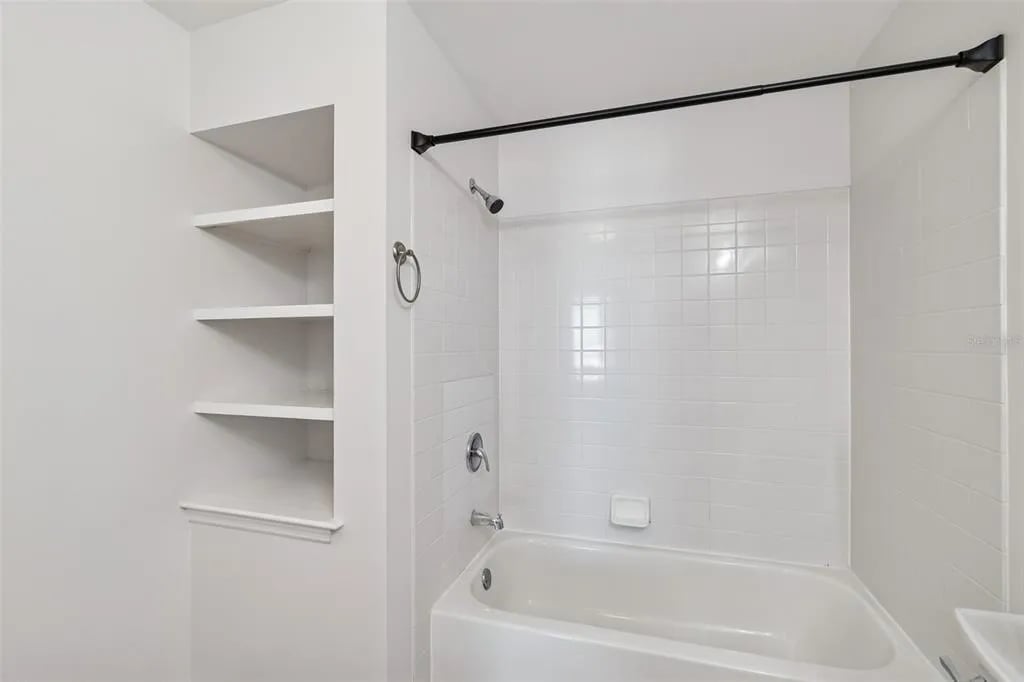 345 Bayshore Blvd, Apt 906