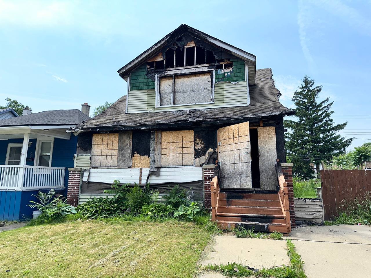 118 Maple St