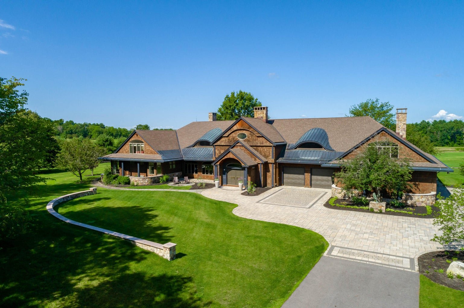 200 Woodville Road, Falmouth