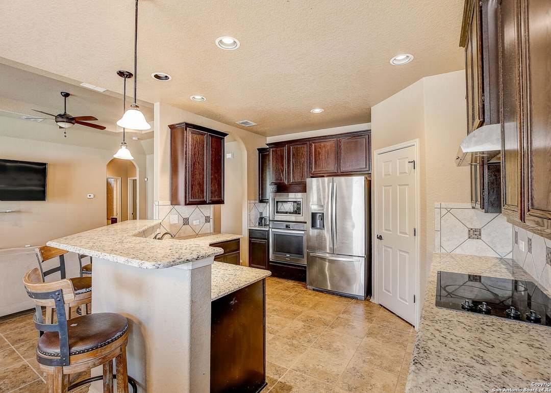 1319 Kingbird Ct