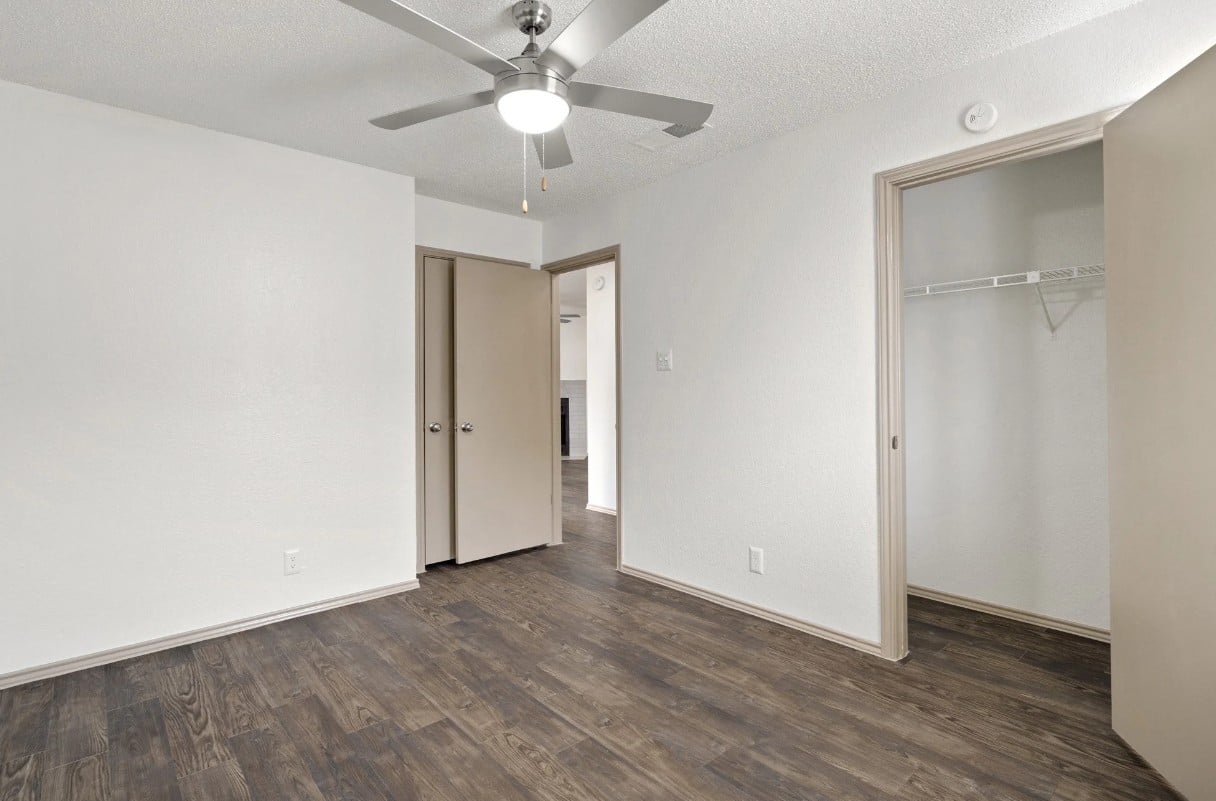 Amazing 2/1 in Pflugerville