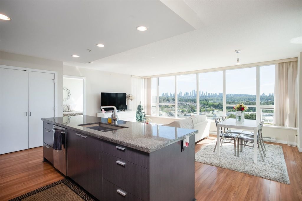 2200 Douglas Rd, #1404