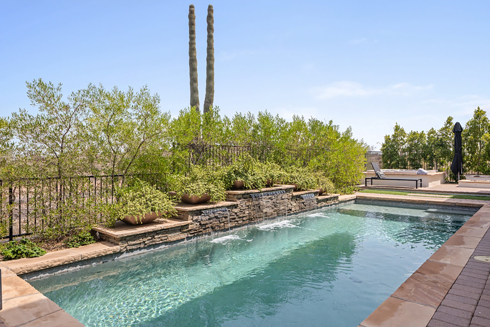 10827 N SONORA Vista