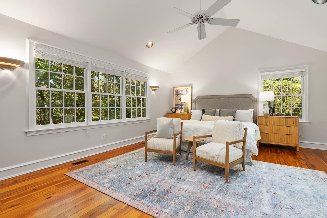 803 Greenwood Rd