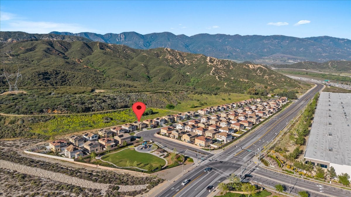 17114 Gray Pine Pl, San Bernardino, CA 92407