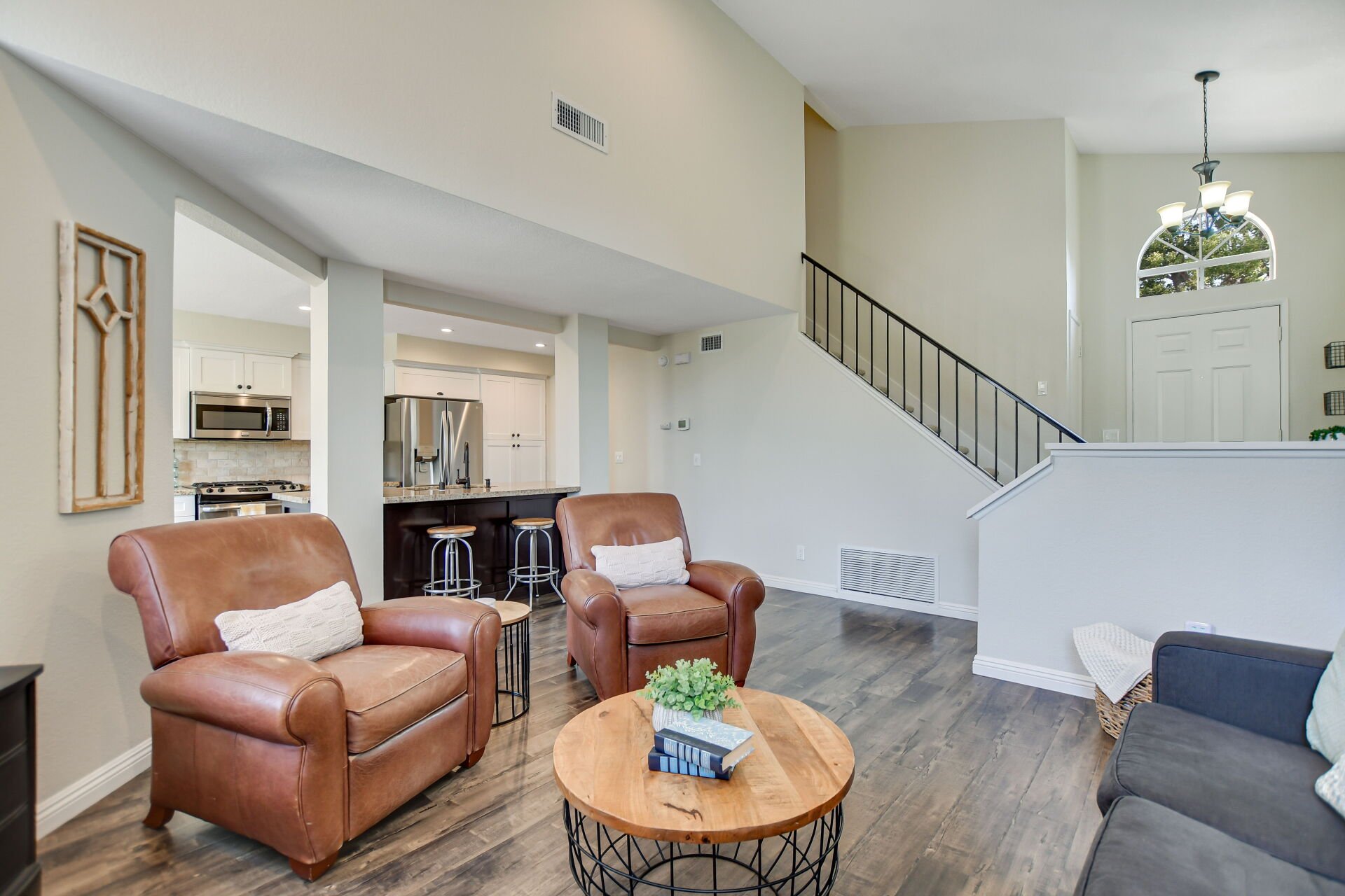 1247 Deer Creek