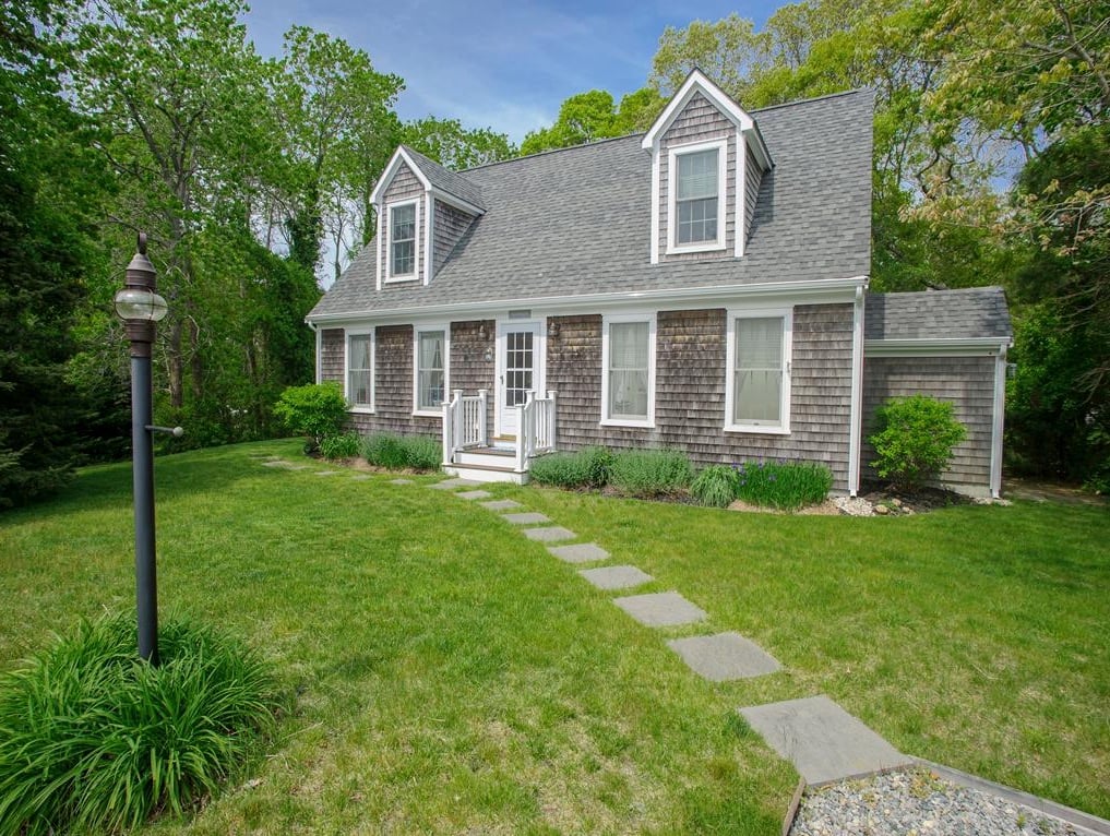 196 Spring Hill Rd