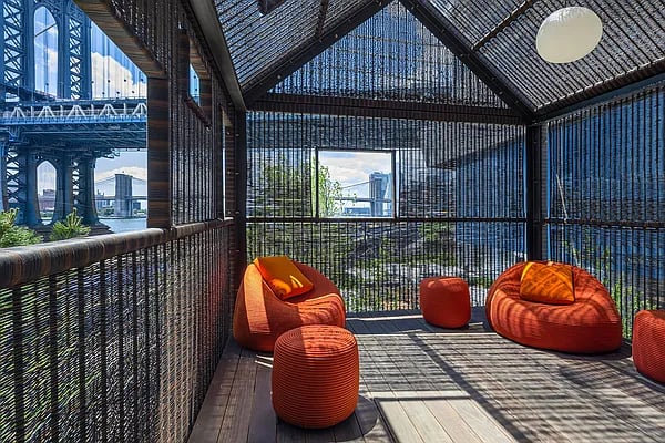 252 South Street Unit: 8J