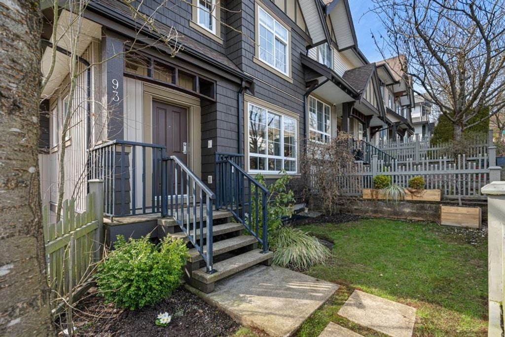 2200 Panorama Dr, #93