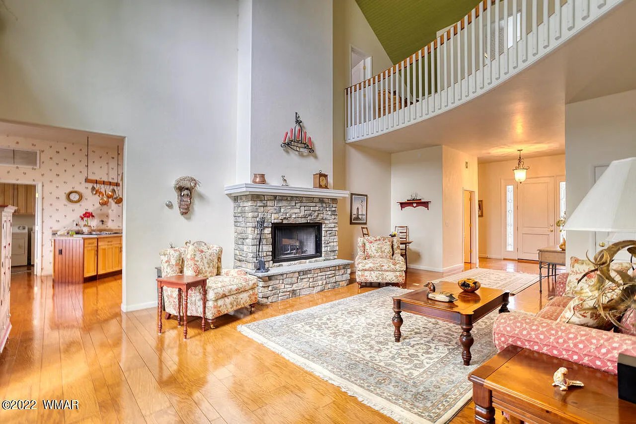 2551 Bald Eagle Ln