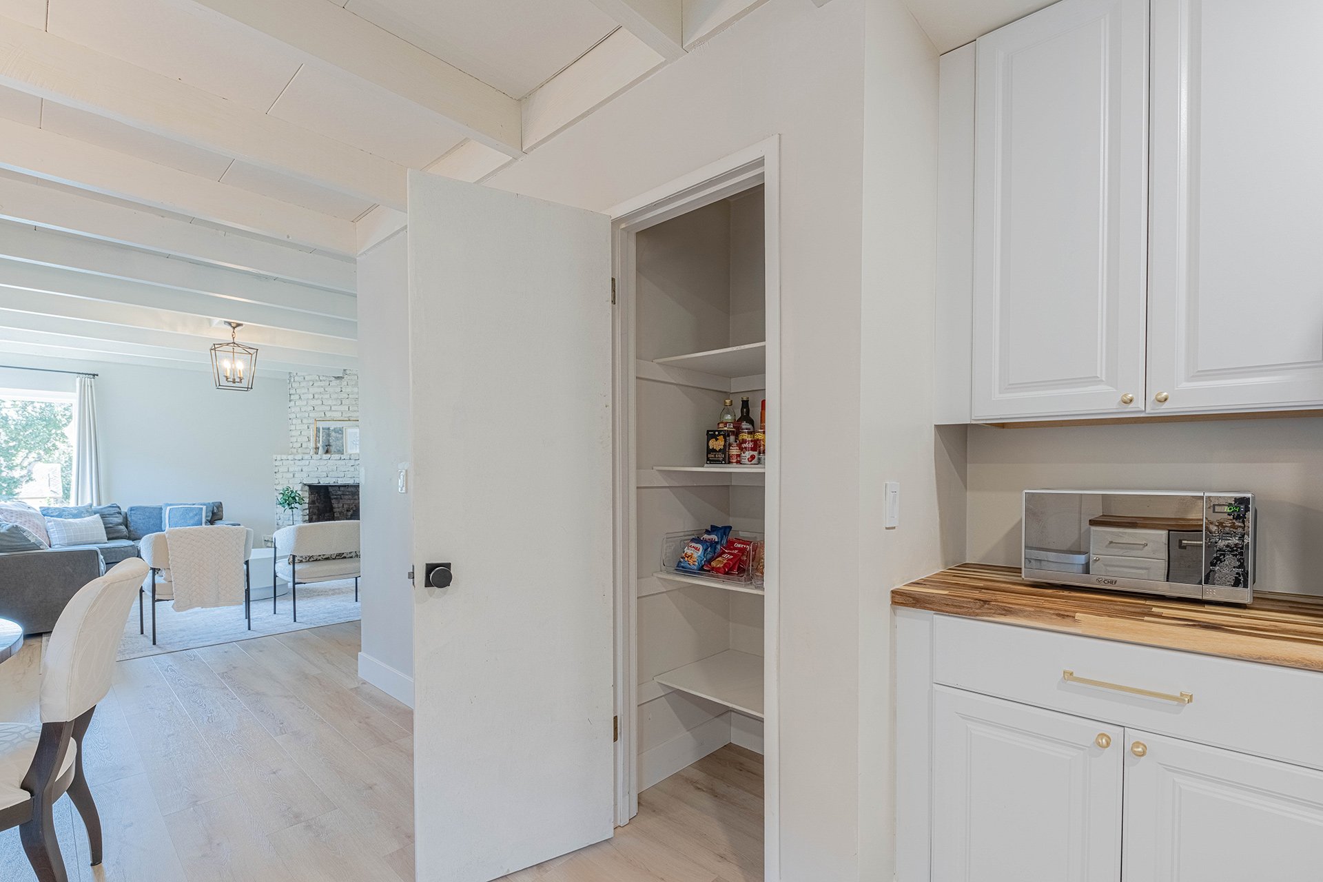 Charming Monterey Haven - 1056 Harrison St