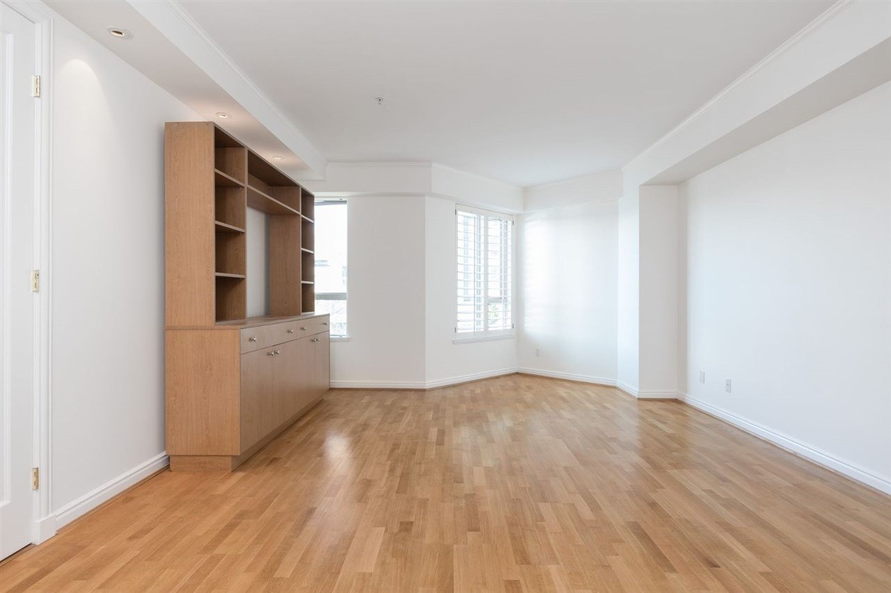 1600 Hornby St, #405
