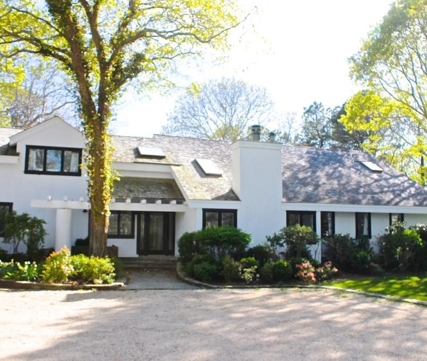 33 Horseshoe Dr