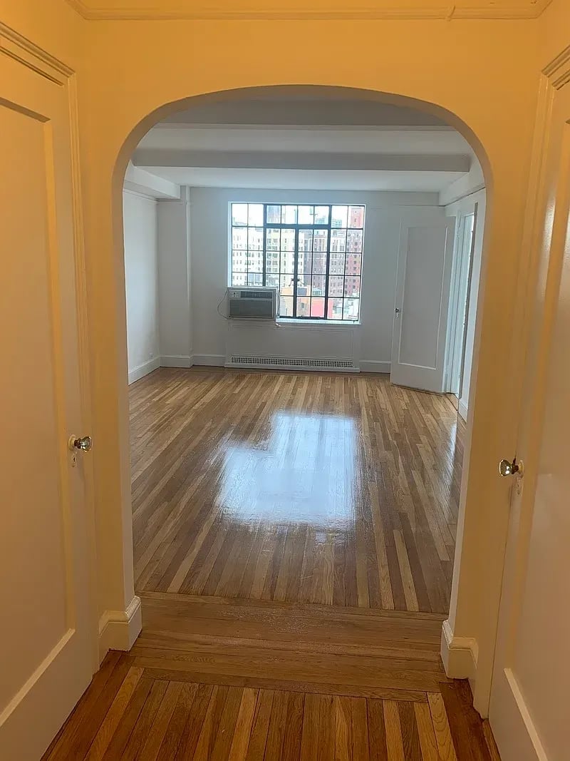 1 Christopher St, #15E