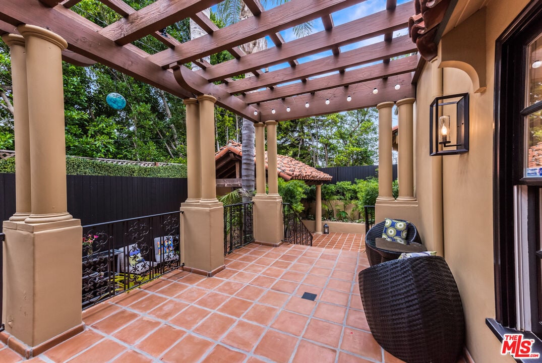 9028 Norma Pl