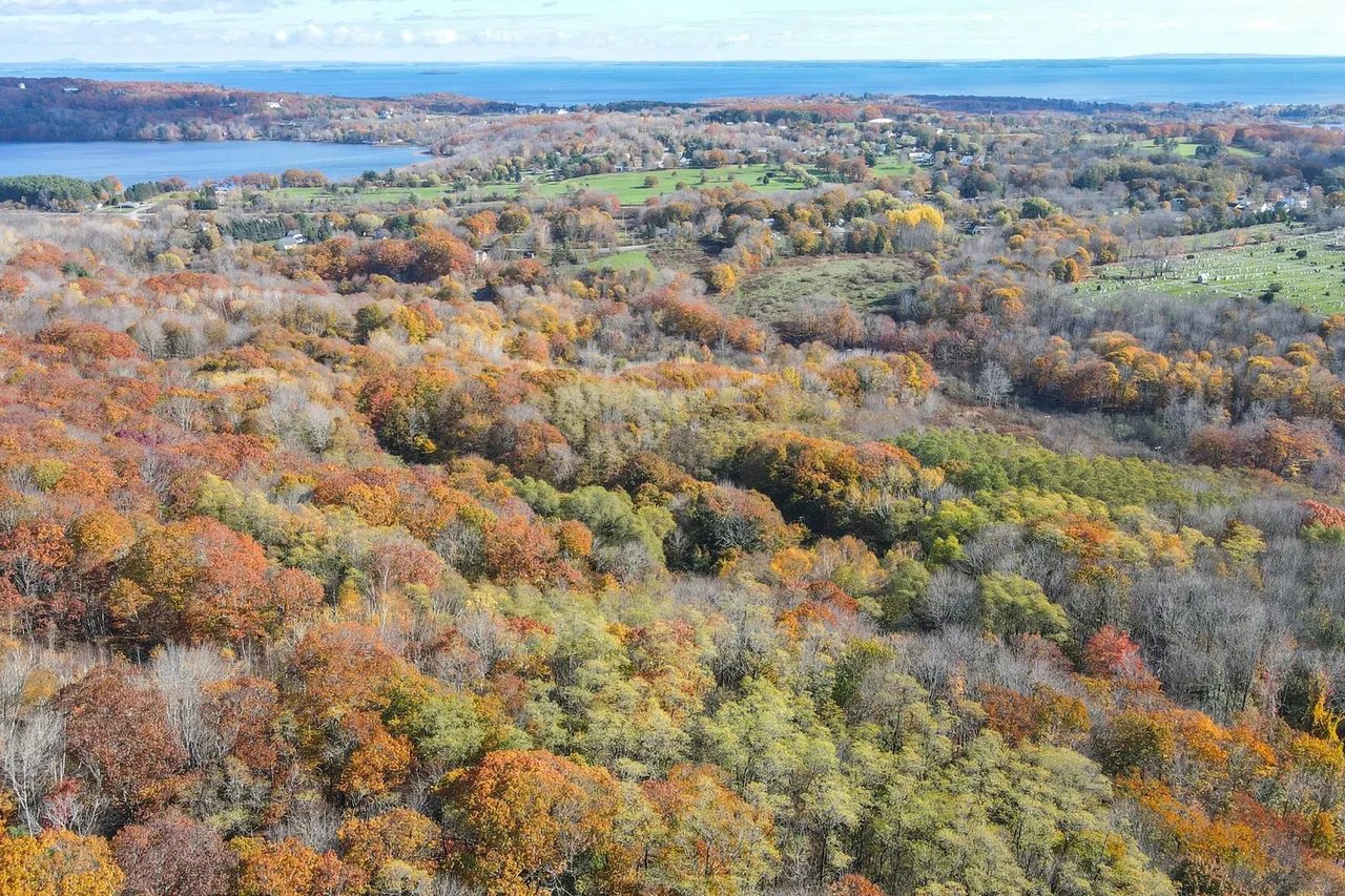 New Land Listing! 209 West Meadow Road, Rockland, Maine – $349,000
