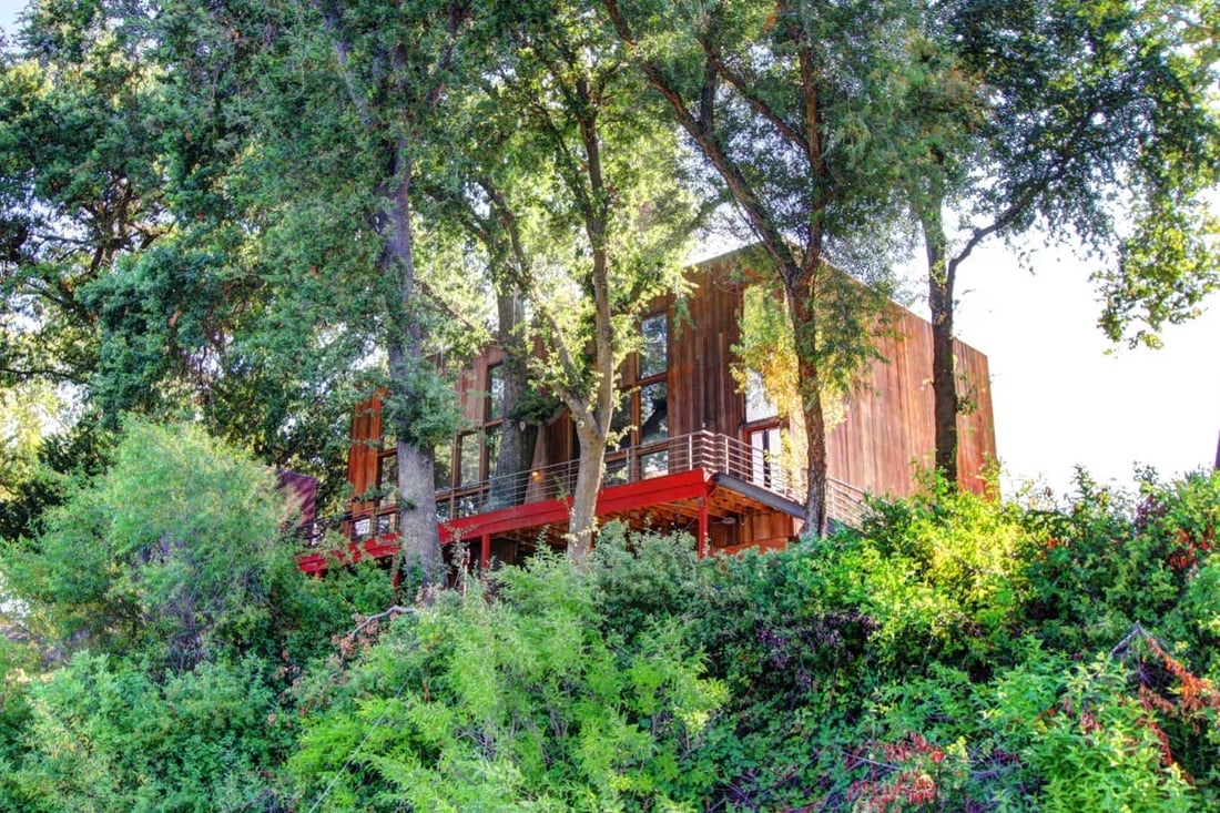 River Front Luxury Modern Home at 6333 Garden Highway!