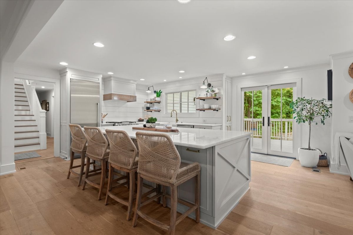 210 Shady Grove