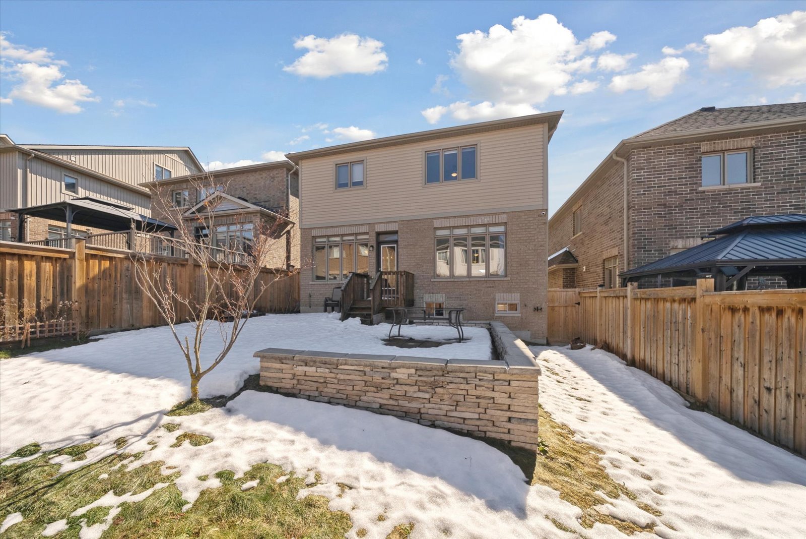 72 Treetops Blvd