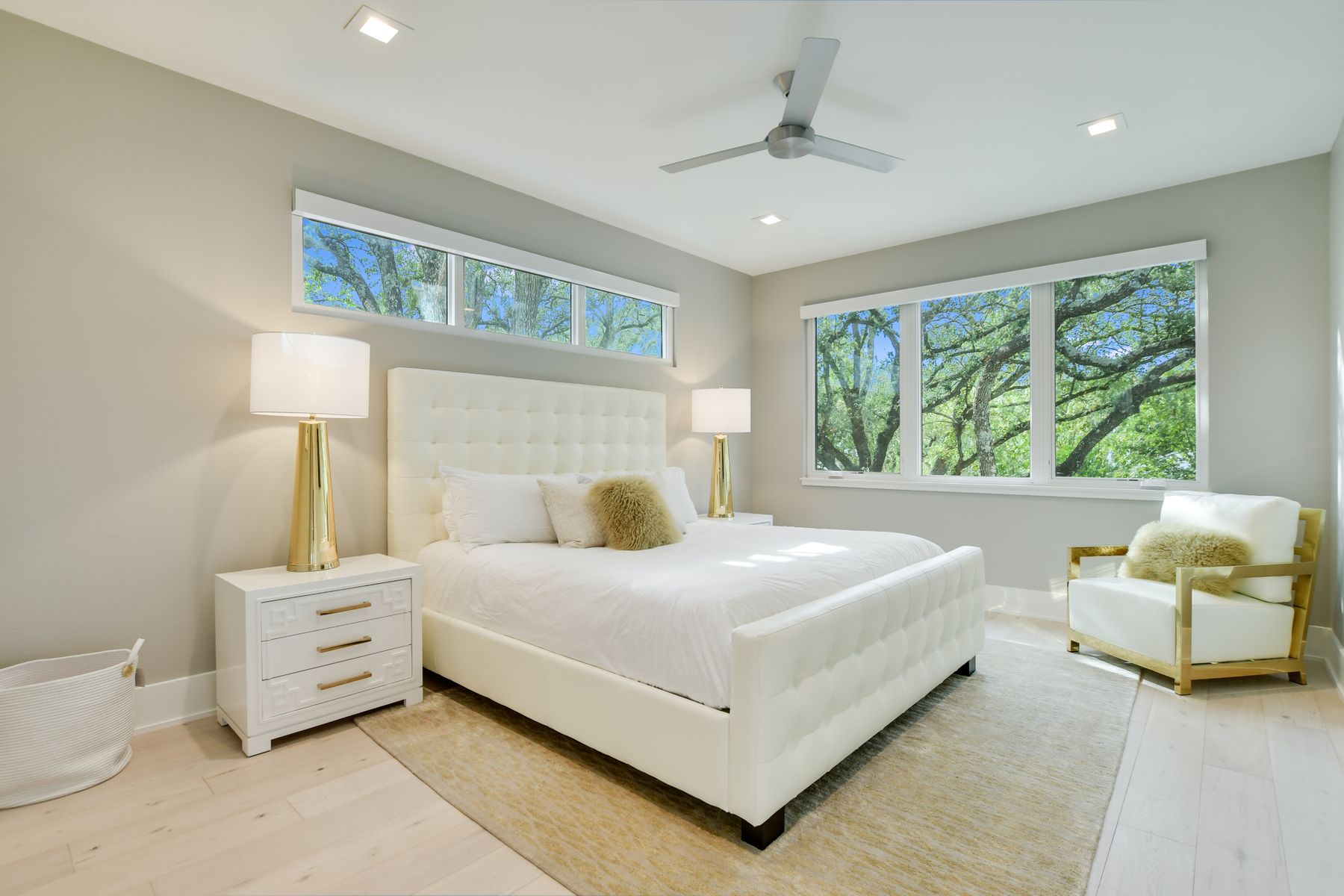 Reveille Transitional