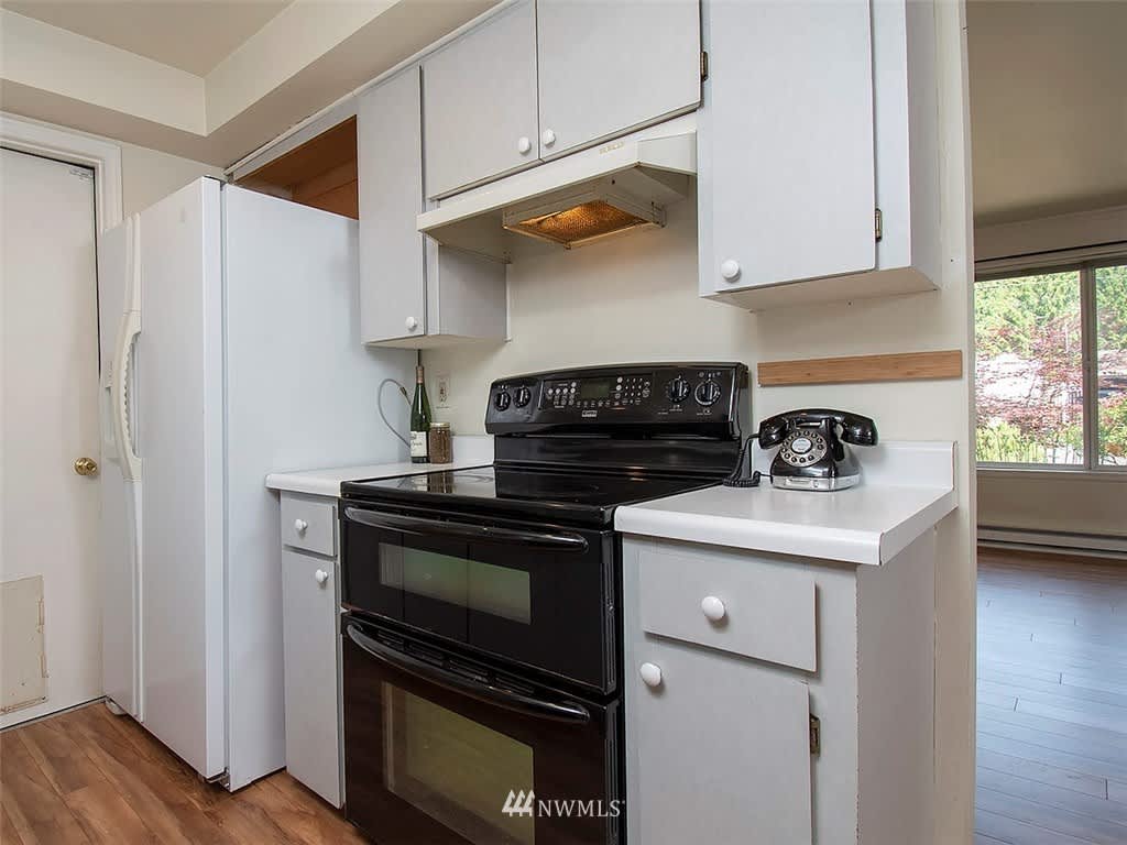 20005 95th Pl NE