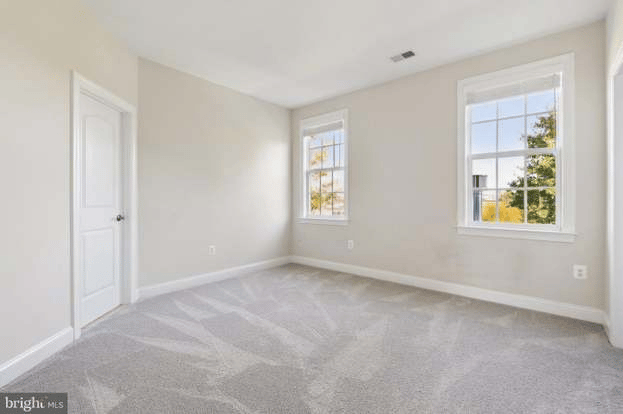 Home For Sale in Wild Raspberry, Virginia