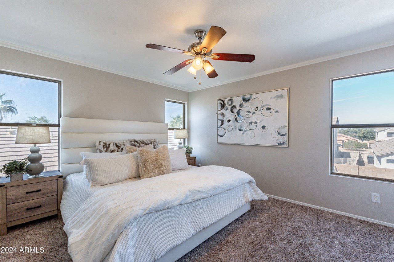 2222 E Arabian Dr
