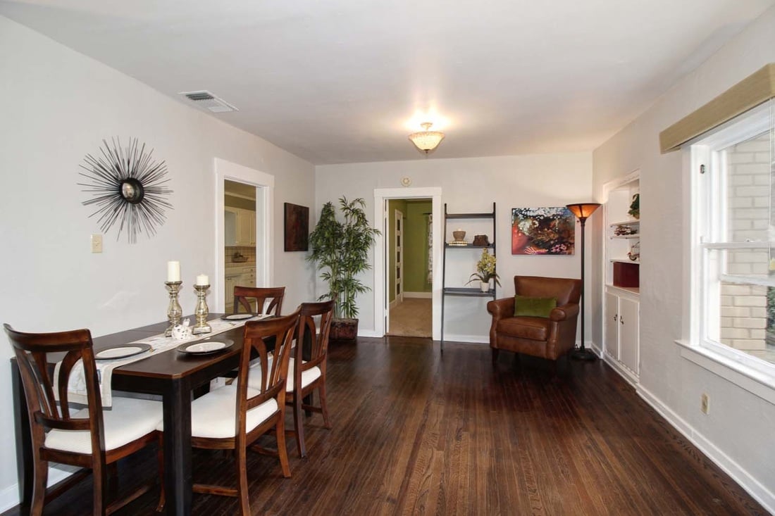 Just listed! Darling Elmhurst home