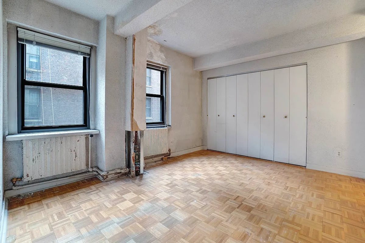 2166 Broadway #11F