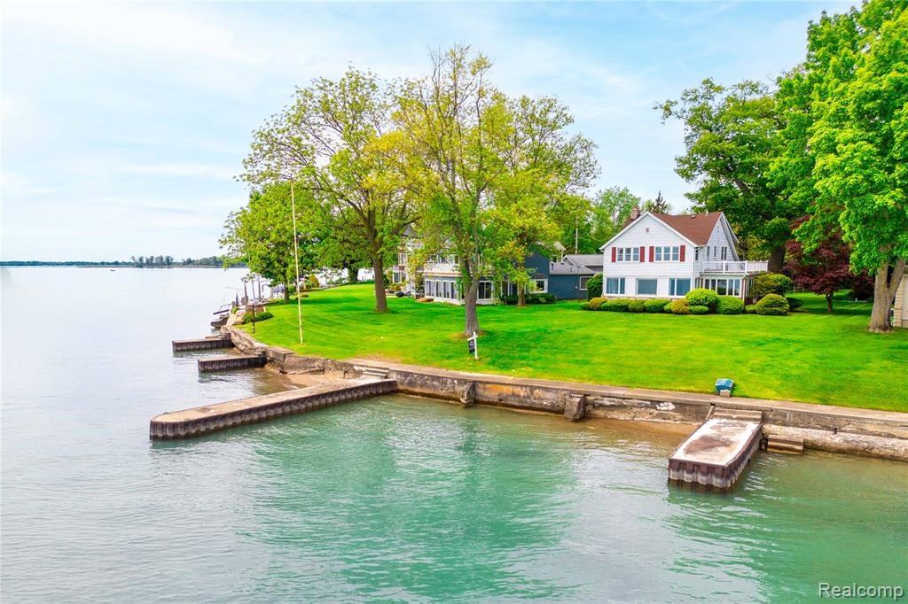 Grosse Ile Twp.