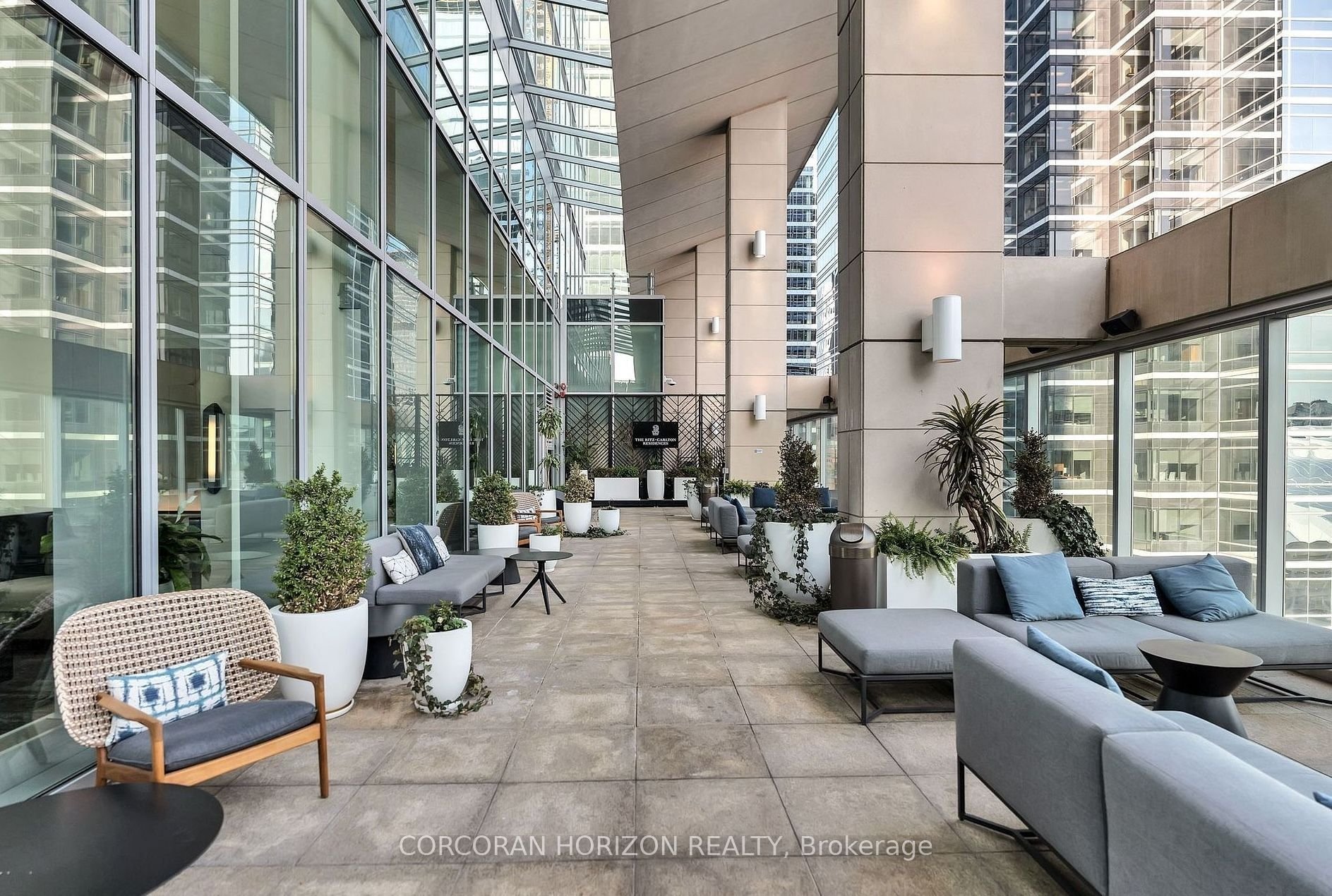 LUXURY AT THE RITZ RESIDENCES