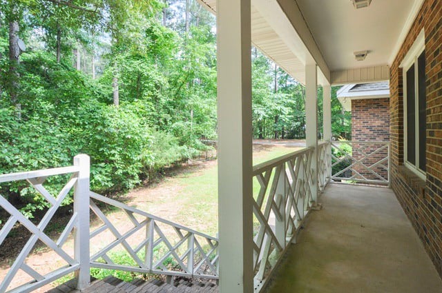 SOLD U SO!! 120 Featherwood Hollow, Athens, Georgia
