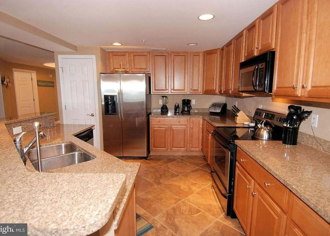607 Atlantic Ave Unit 105