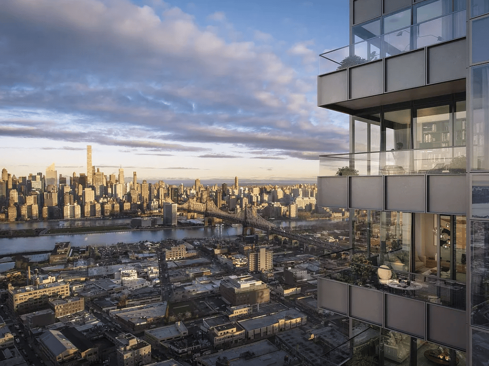 Skyline Tower - Long Island City