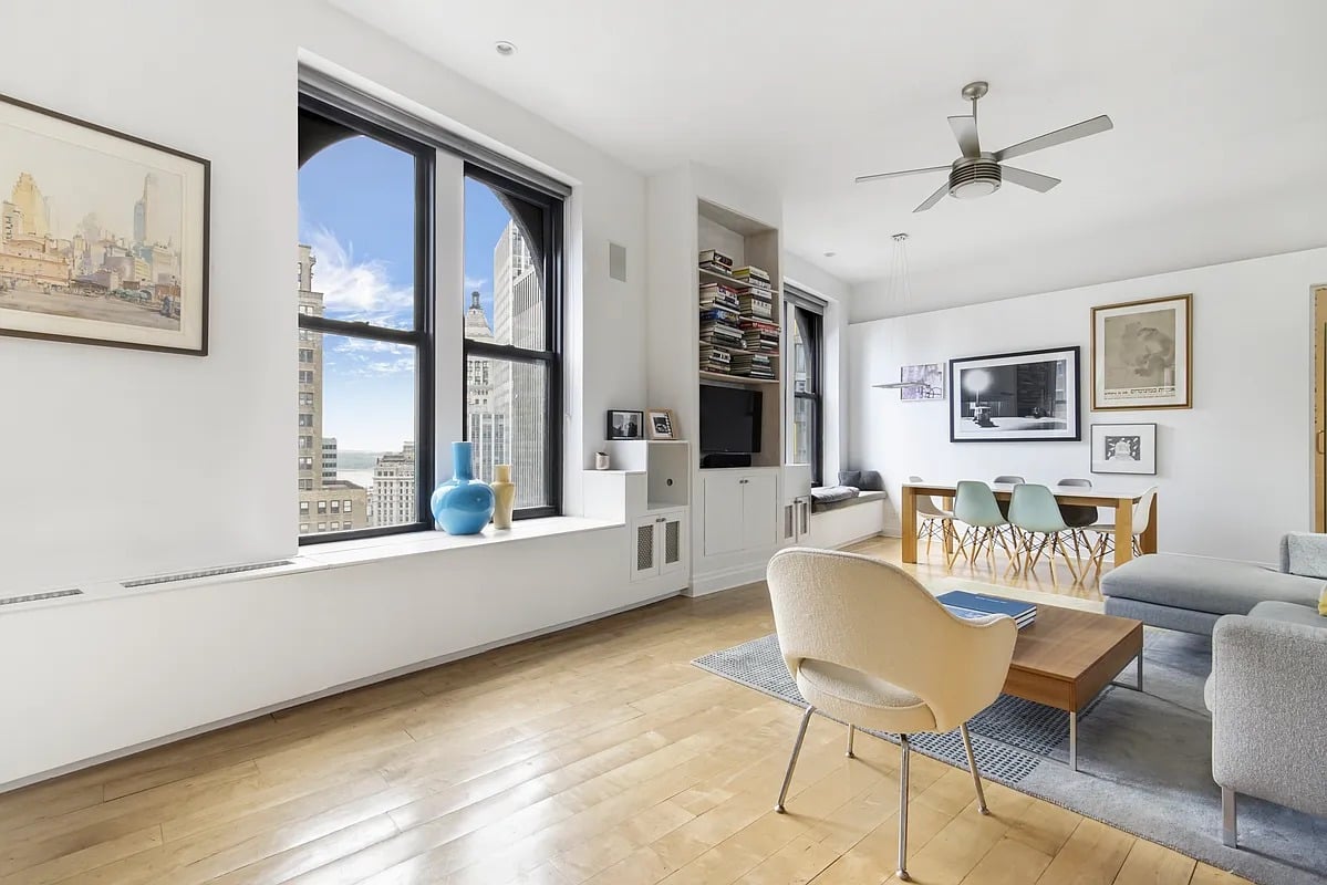 3 Hanover Square #23B