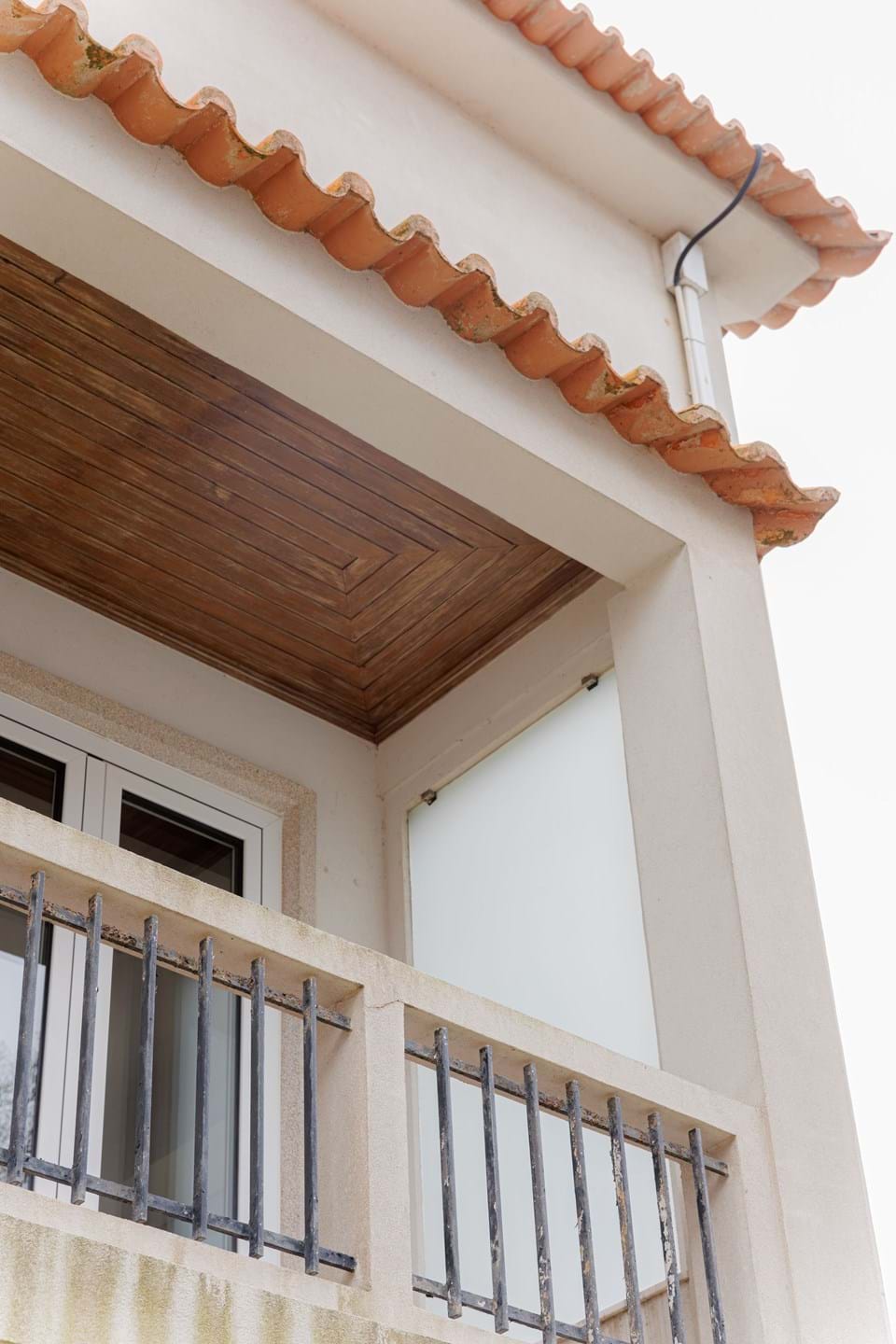 Luxury Four-Story Home in Foz do Douro, Porto with Ocean Views and Beach Proximity
