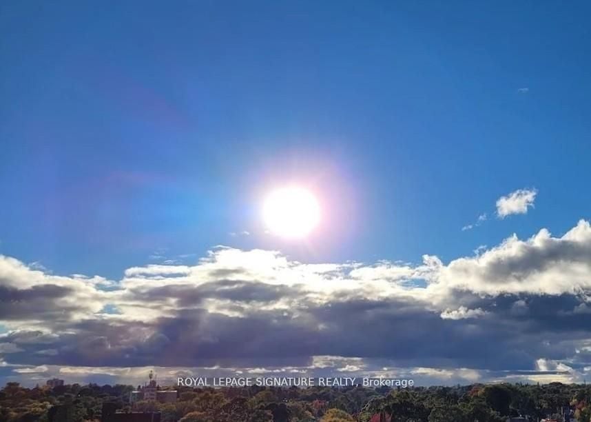 J. DAVIS HOUSE PENTHOUSE 