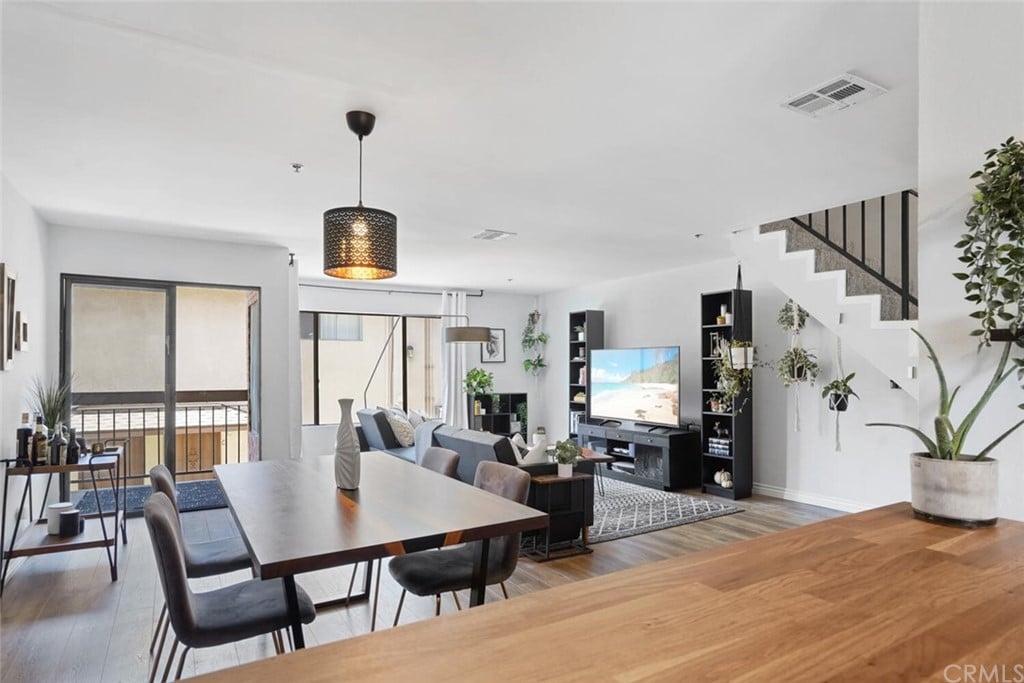 618 E Maple St, Unit 2