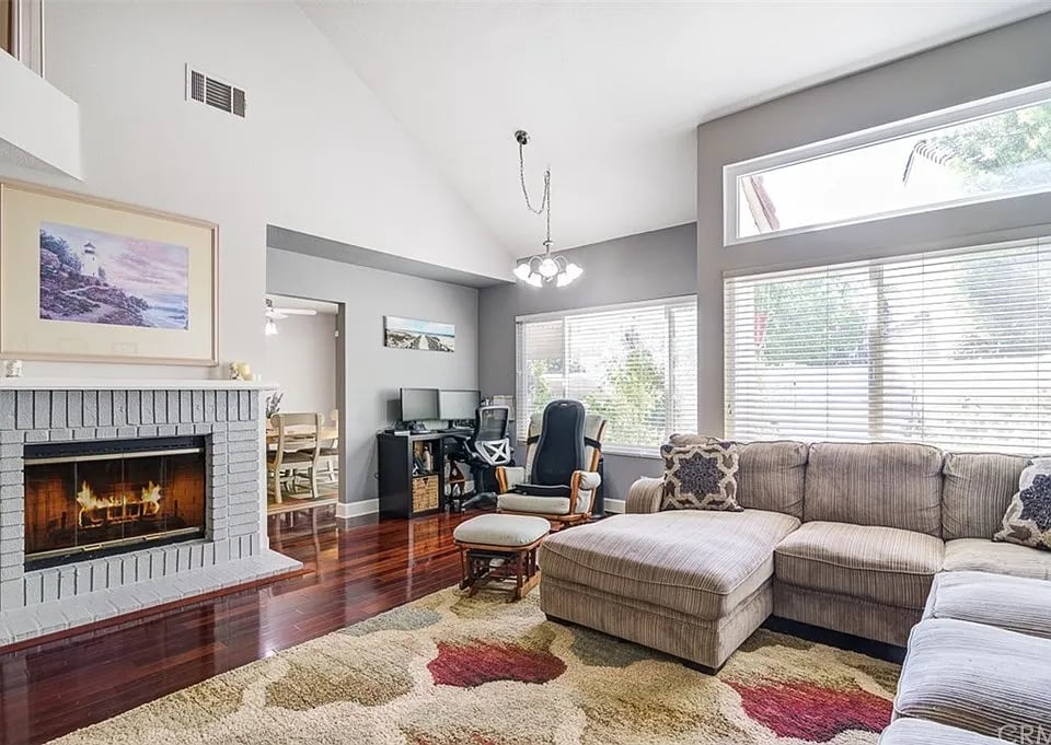25292 Vista Hermosa
