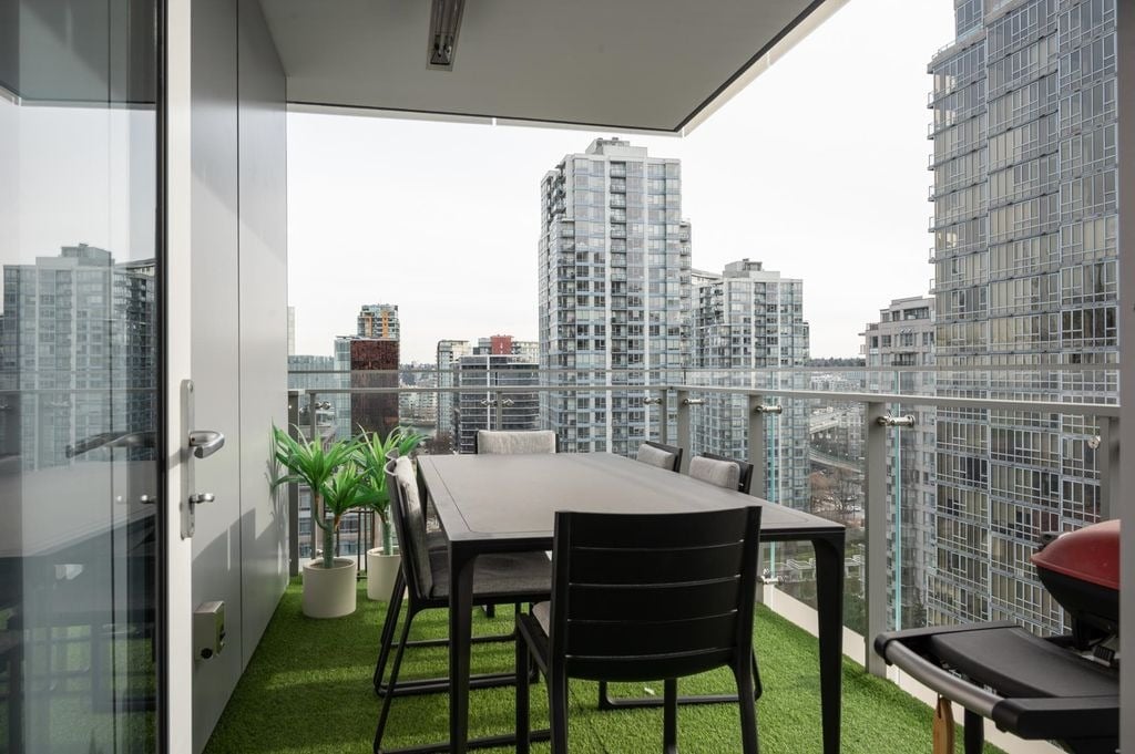 885 Cambie St, #1404