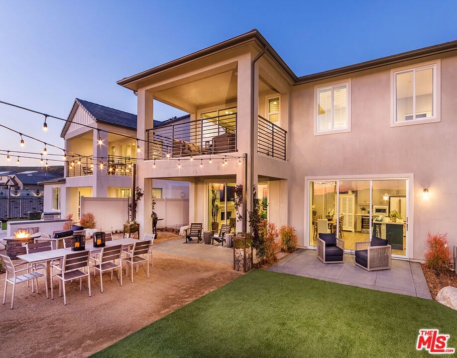 The Luna Plan 2 Model Home at Skyline Ranch