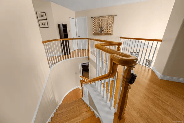 1418 Valley View Dr