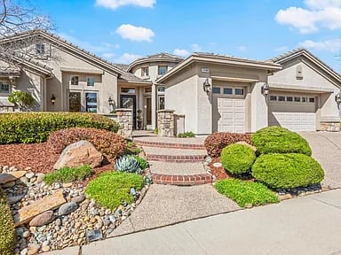 2280 Hidden Hills Ln