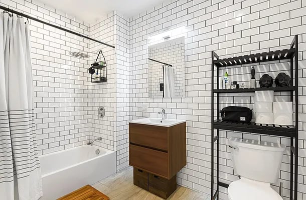 58 Newel Street #1F