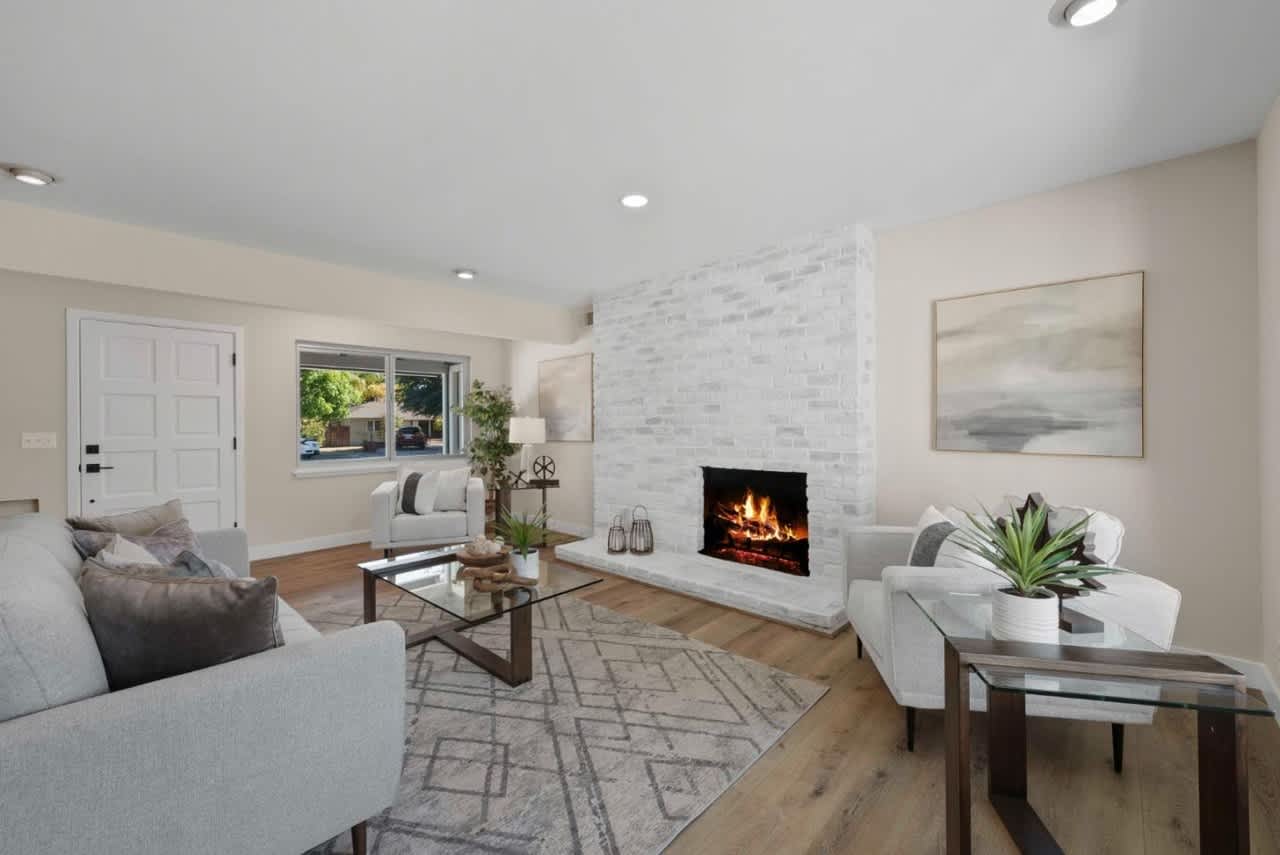 79 Catalpa Ln