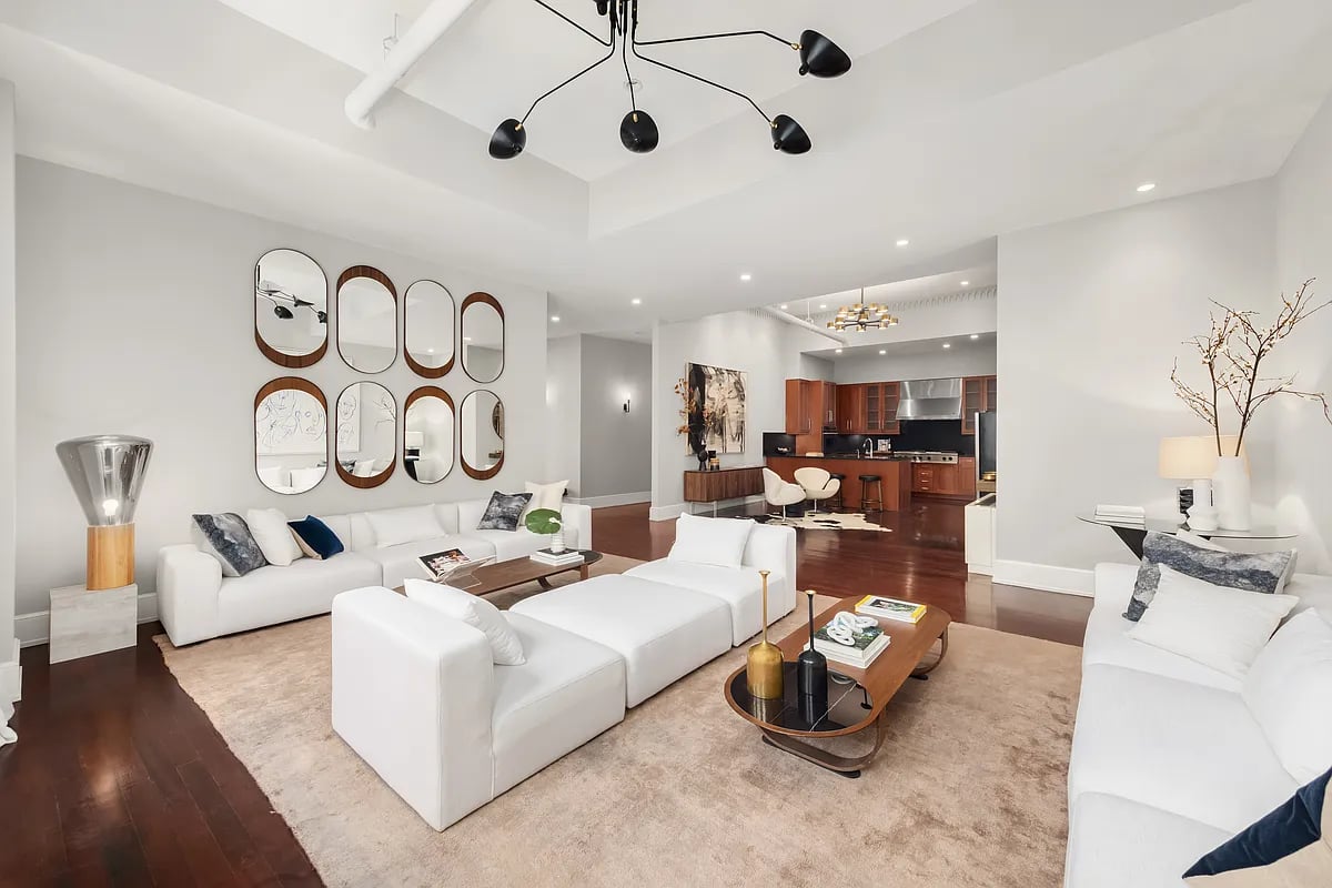 285 Lafayette Street Unit: 6B